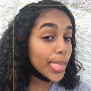 Meet your Posher, Kiara